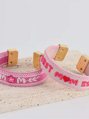 Pink 'Best Mom' Woven Kids Bracelet with Gold Accent